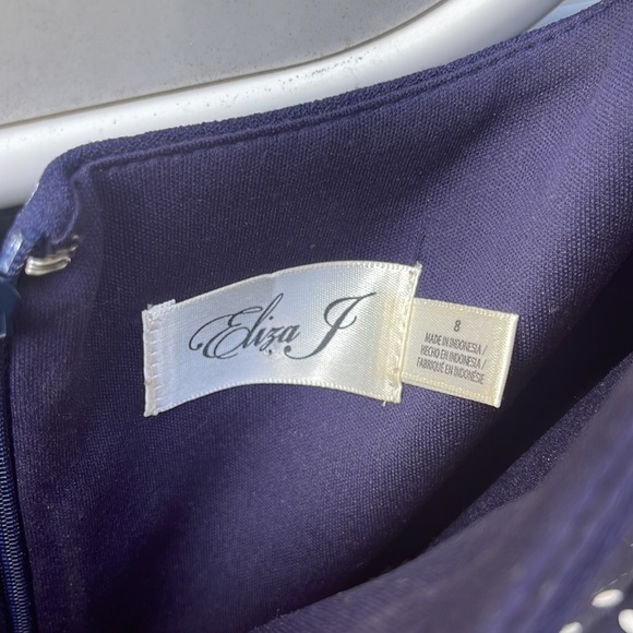 Eliza J size 8 White Dot Dress on Navy Back with Flare Sleeves/zip back - Picture 5 of 14
